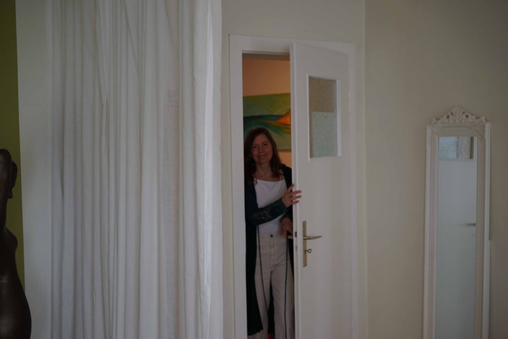 Angelika Kunjan, Heilpraktiker in Bielefeld für Weibliche Gesundheit, Paar- und Sexualtherapie, 1:1, Seminare